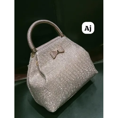 LADIES MEDIUM SIZE PURSES