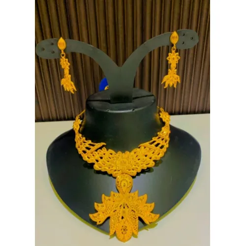 Neckless Set Gold 21