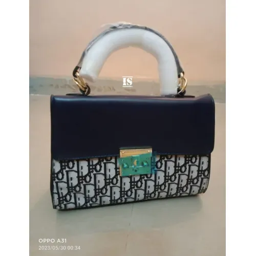 LADIES PURSE [MEDIUM SIZE] (9)